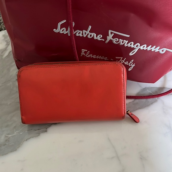 Women’s Salvatore Ferragamo Wallet - Picture 3 of 8